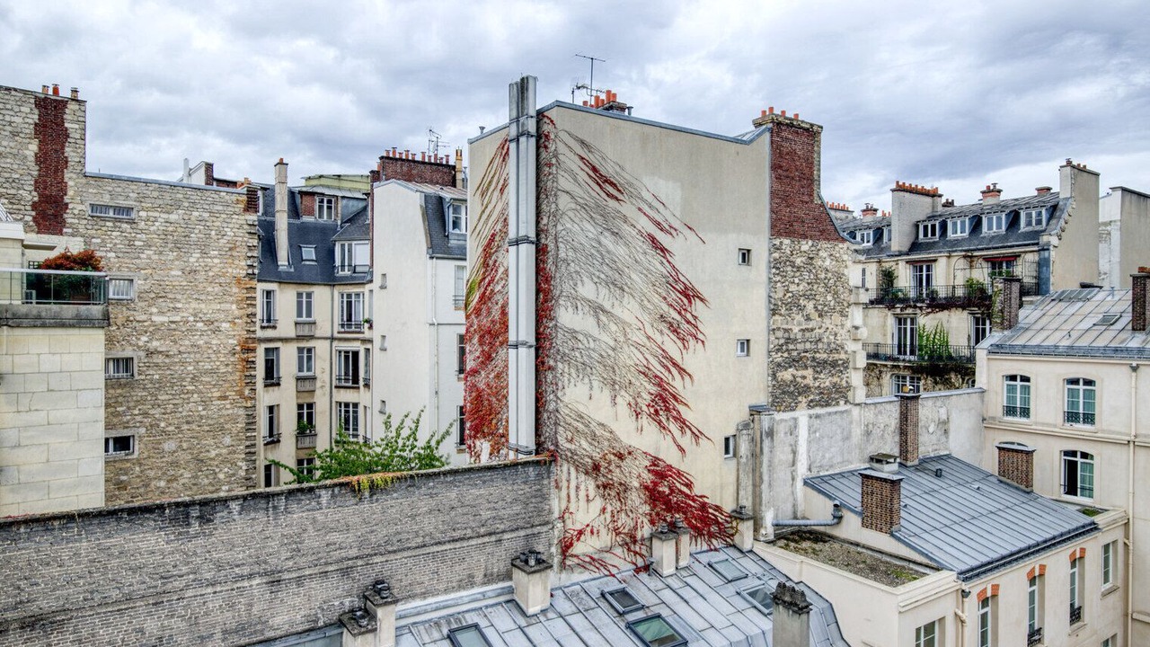 Photo of Others in Quartier de l'Ecole-Militaire