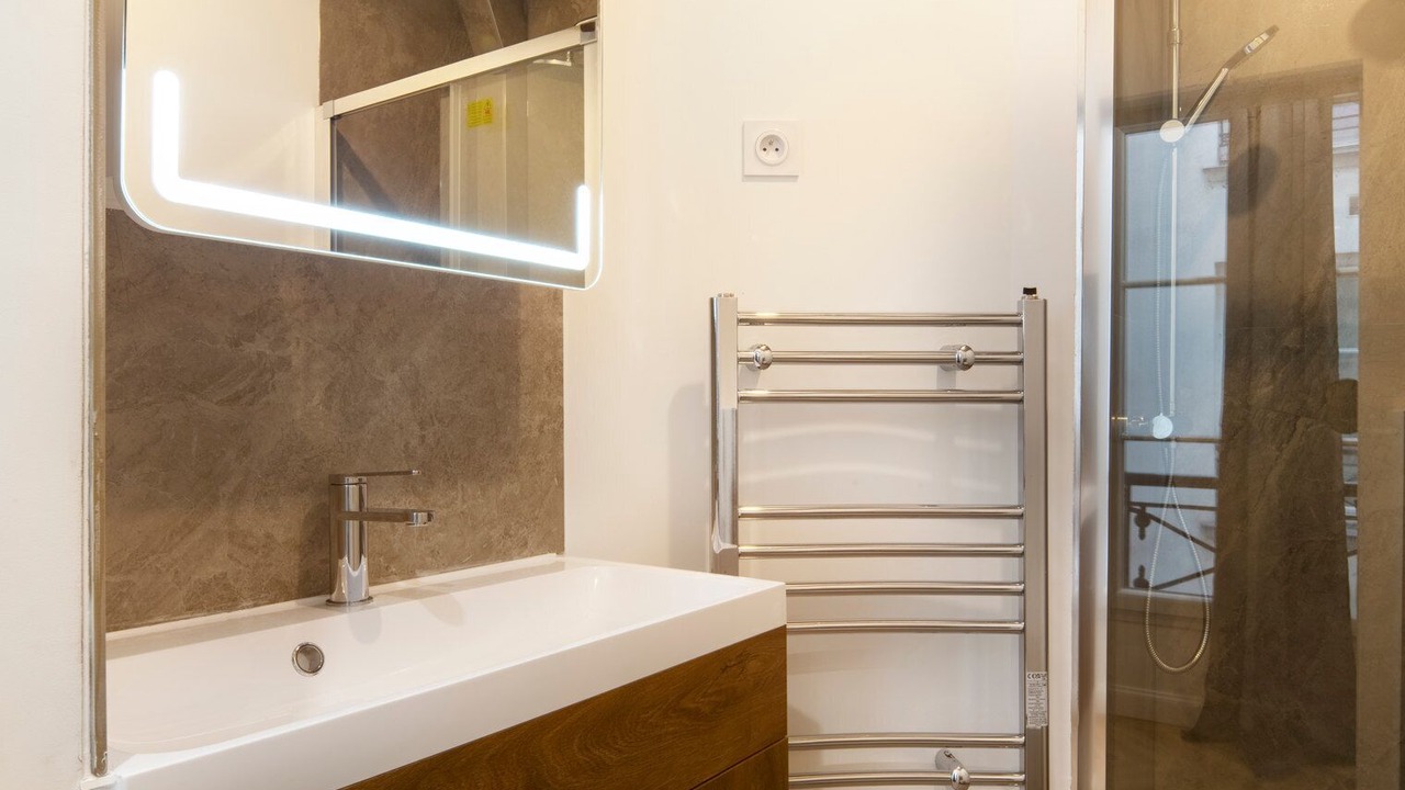 Photo of Bathroom in Arsenal