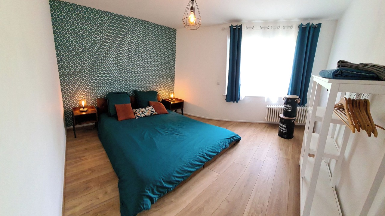 Photo of Bedroom in Charleville-Mezieres