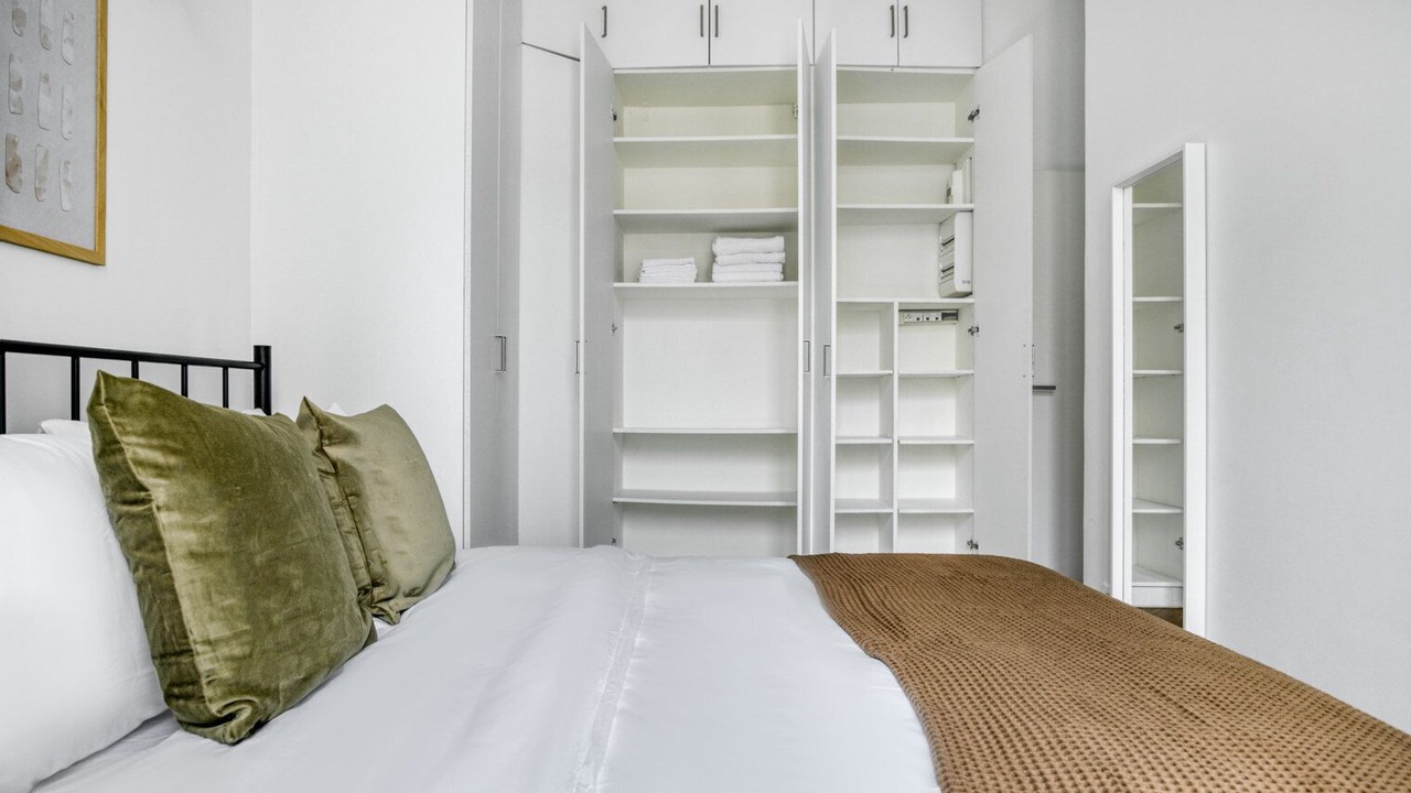 Photo of Bedroom in 6th Arrondissement