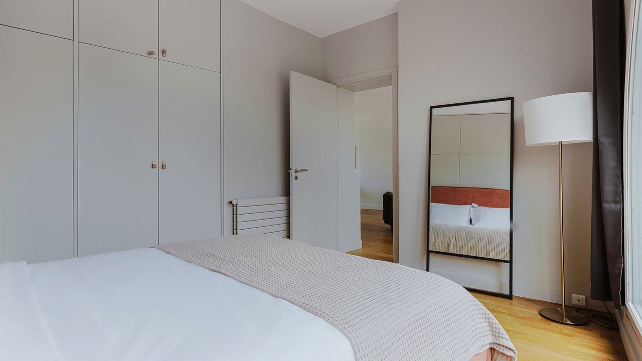 Photo of Bedroom in Val-de-Grace