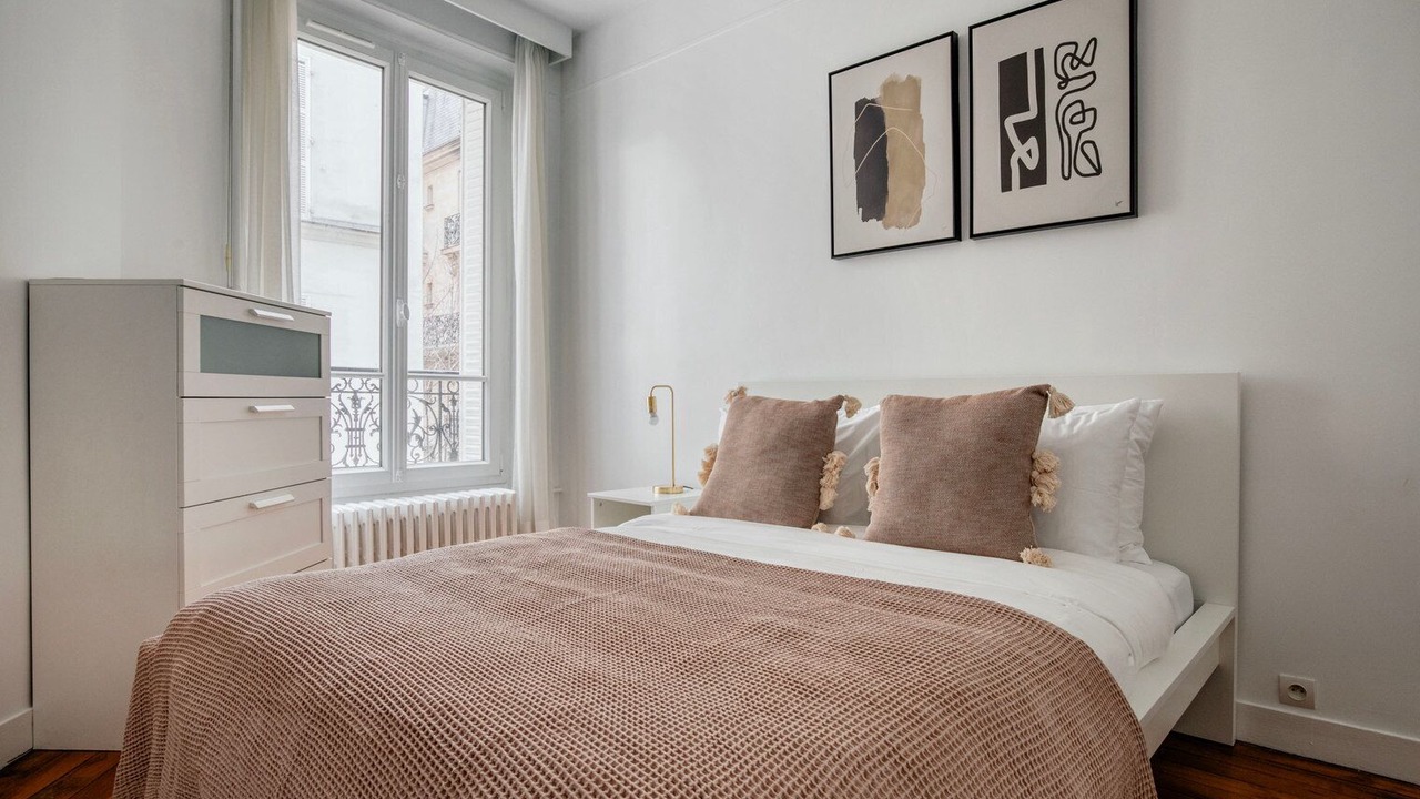 Photo of Bedroom in Villa Montmorency