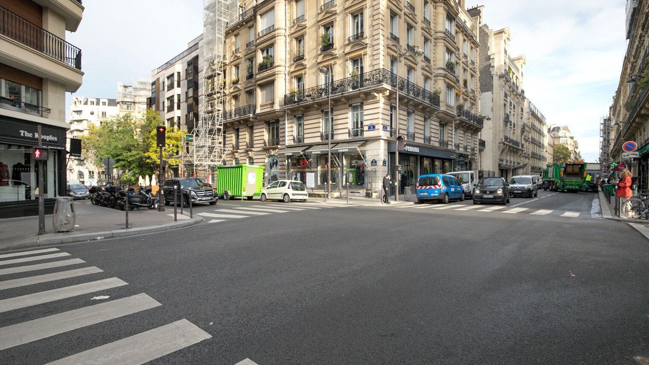Photo of Others in Porte-Dauphine