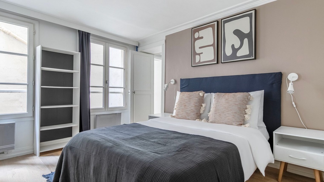 Photo of Bedroom in 6th Arrondissement