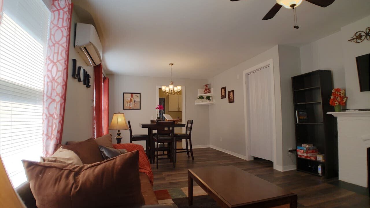 Photo of Livingroom in Tulsa
