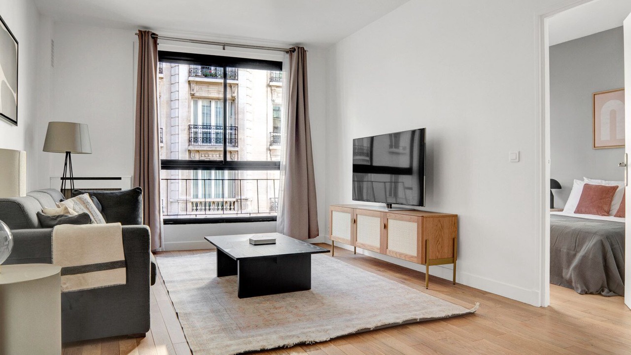 Photo of Livingroom in 16th Arrondissement