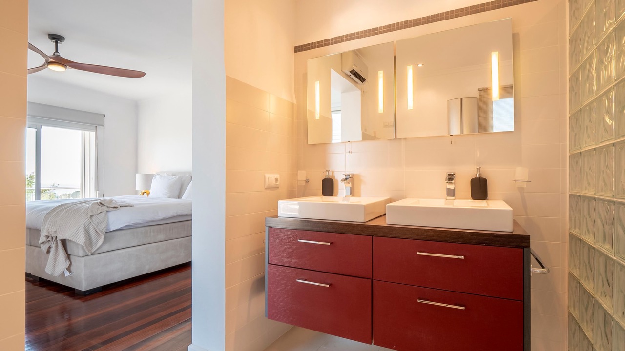 Photo of Bathroom in Benimeit