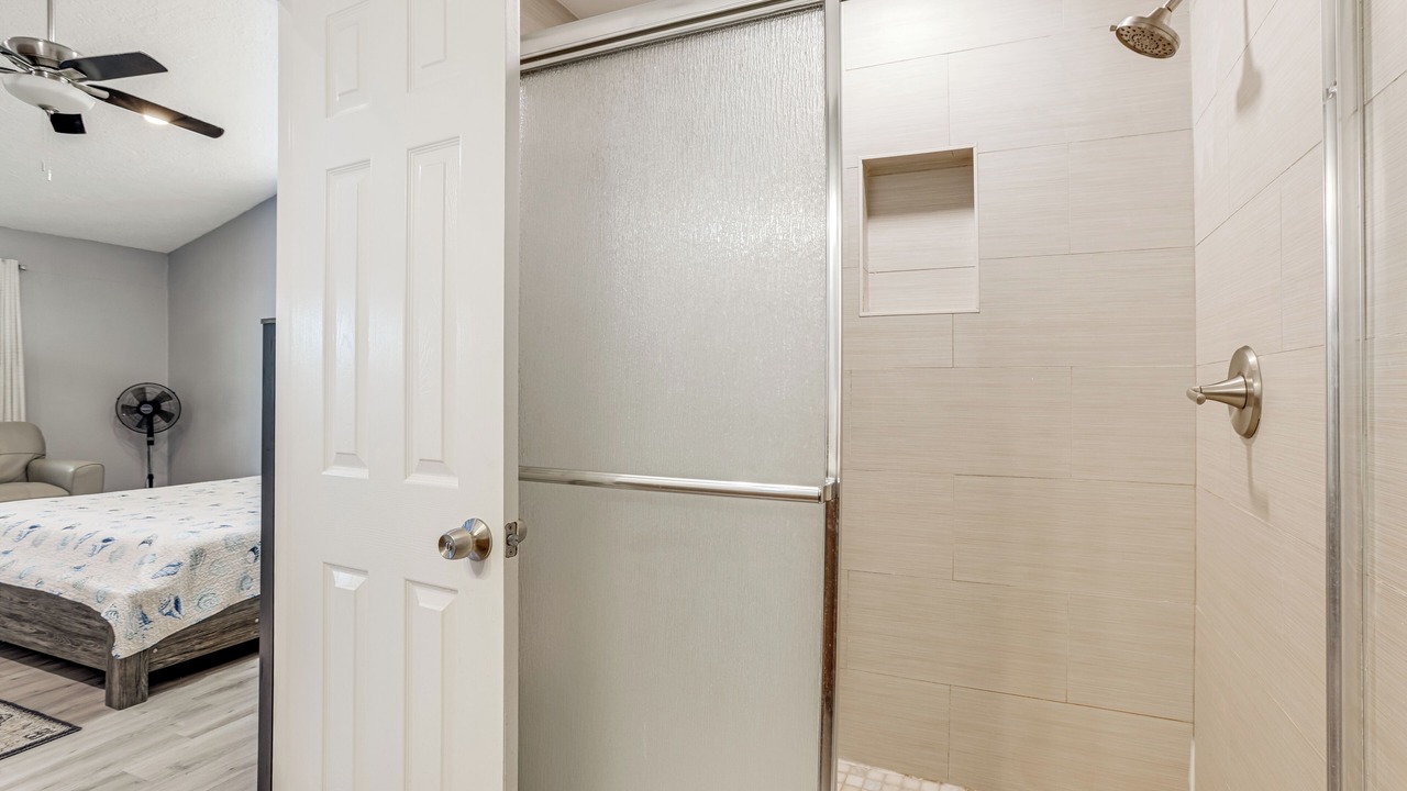 Photo of Bedroom in Woodlake - Briar Meadow