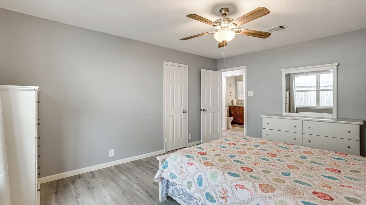 Photo of Bedroom in Woodlake - Briar Meadow