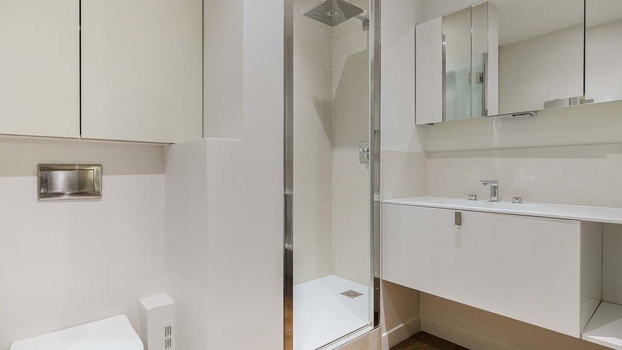 Photo of Bathroom in Porte-Dauphine