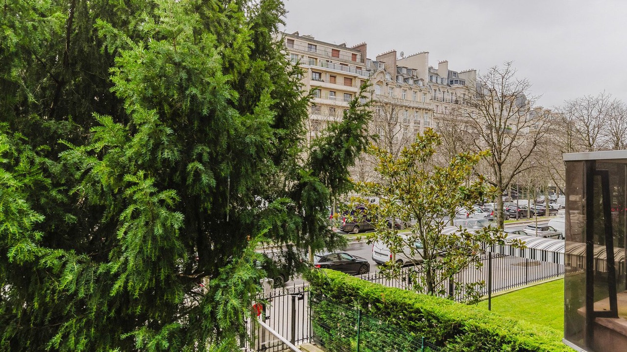 Photo of Others in Porte-Dauphine