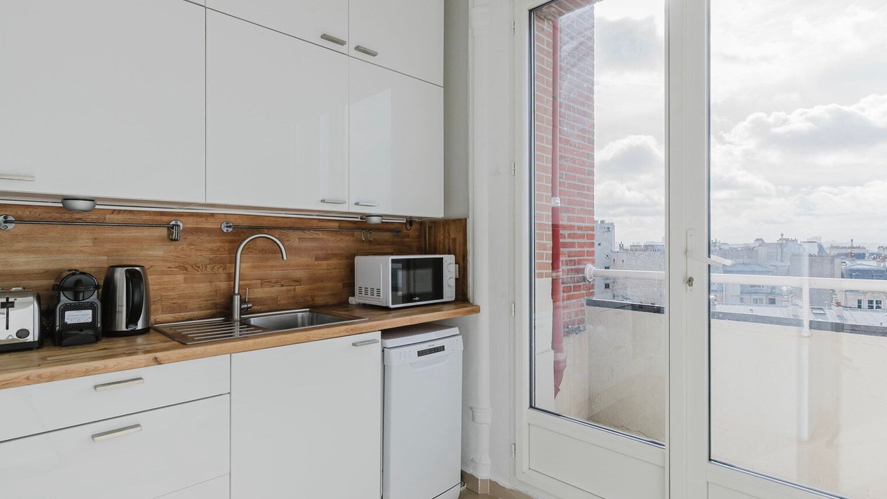 Photo of Kitchen in 16th Arrondissement