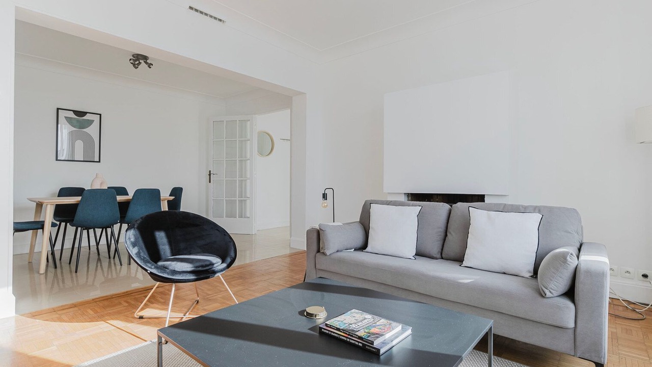 Photo of Livingroom in 16th Arrondissement