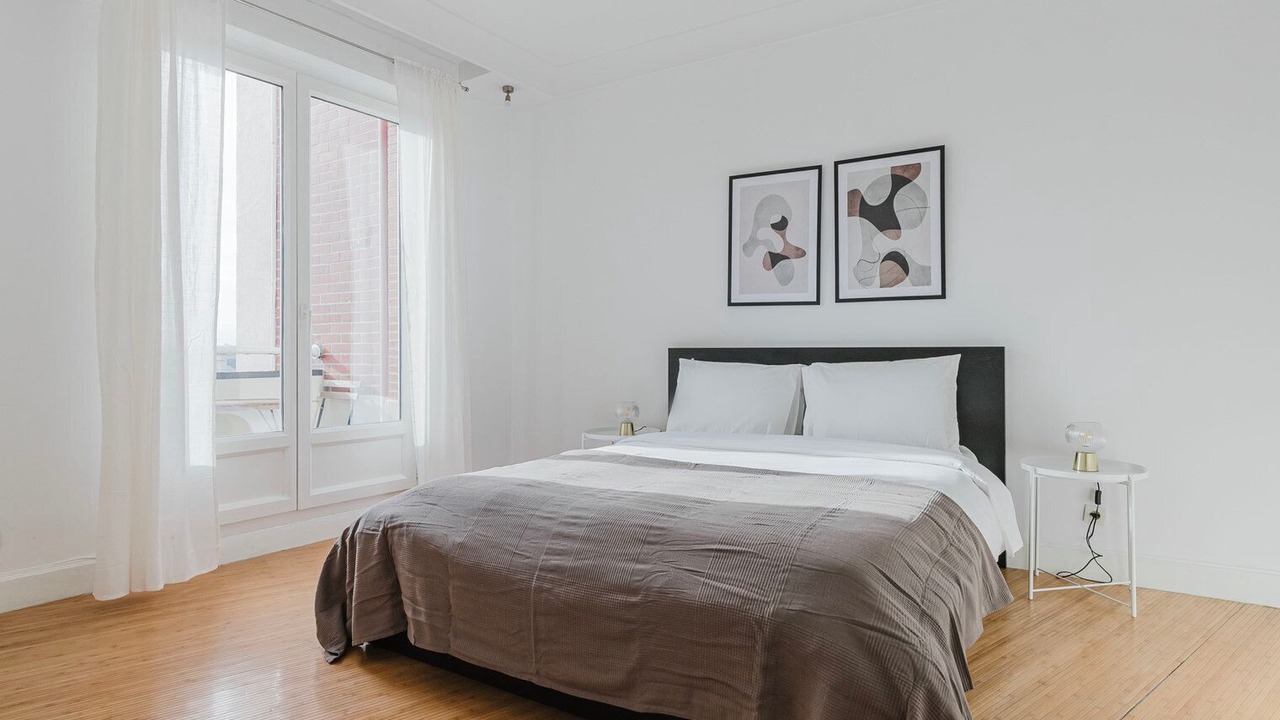 Photo of Bedroom in 16th Arrondissement