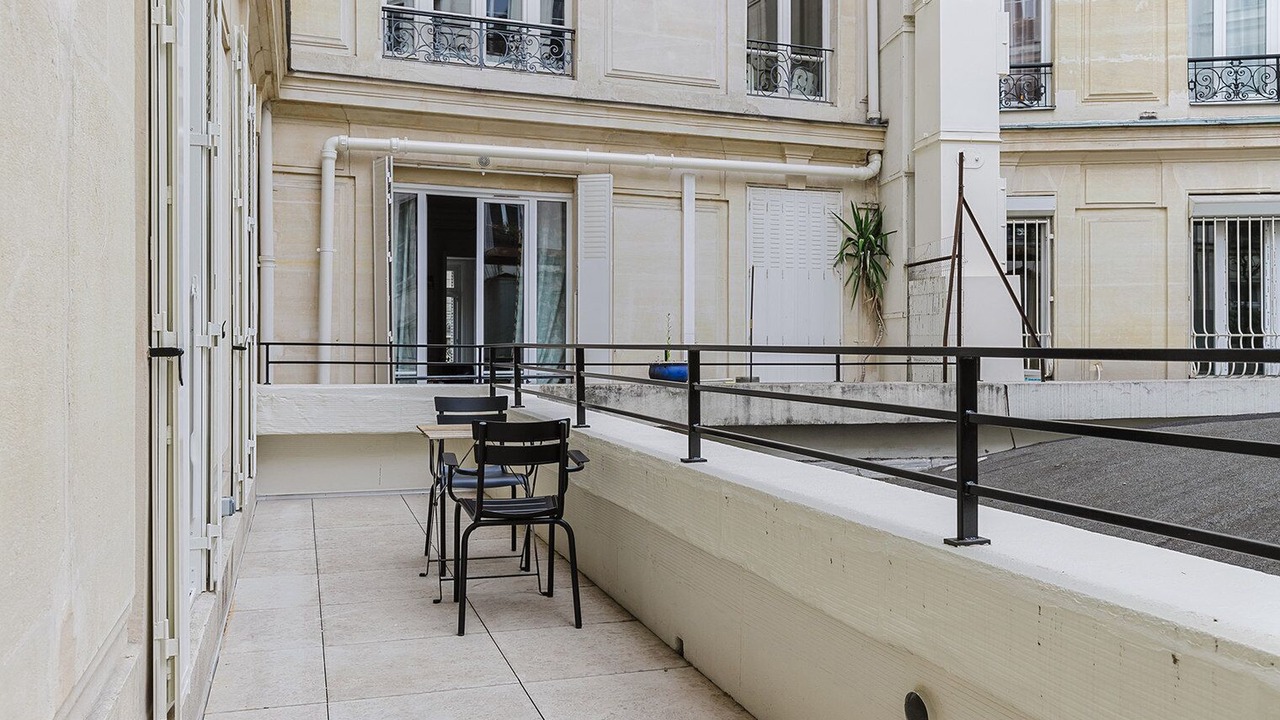 Photo of Outdoor in Arts-et-Metiers