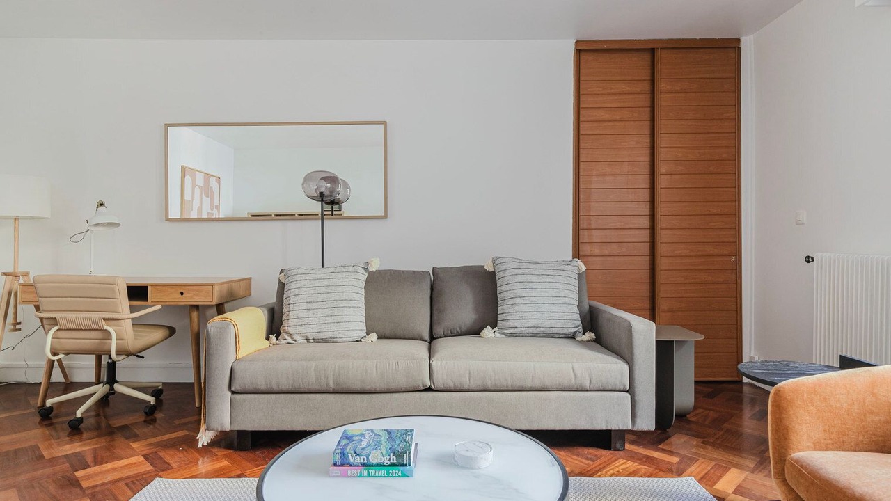 Photo of Livingroom in Quartier de l'Ecole-Militaire