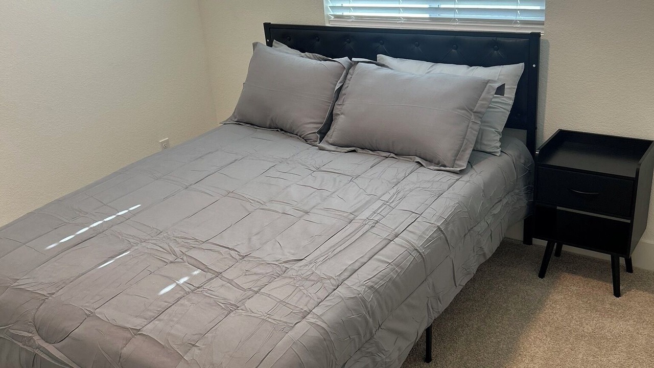 Photo of Bedroom in Lathrop