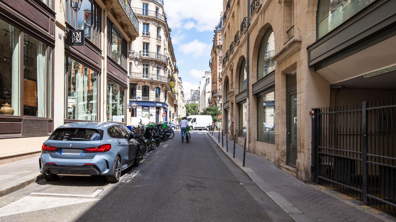 Photo of Others in Paris City Center