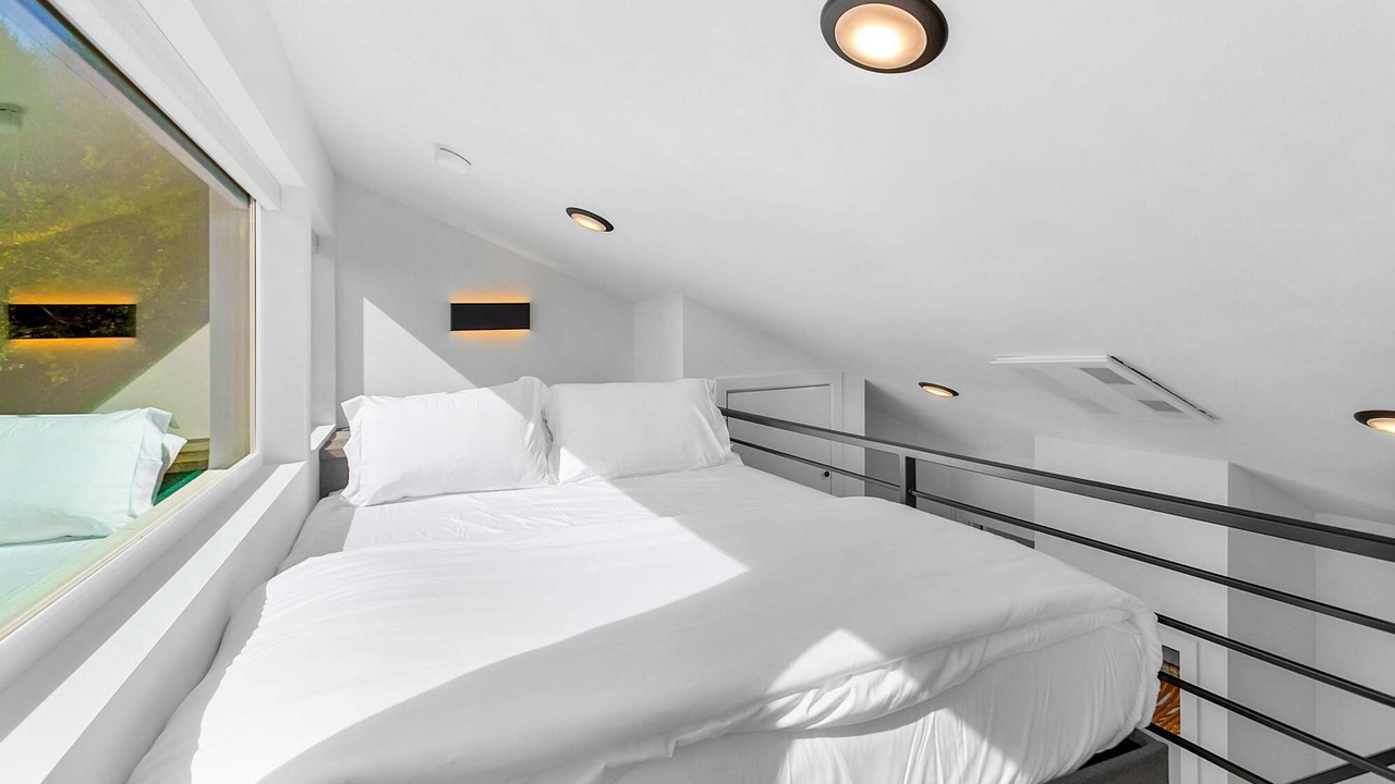 Photo of Bedroom in Columbia City