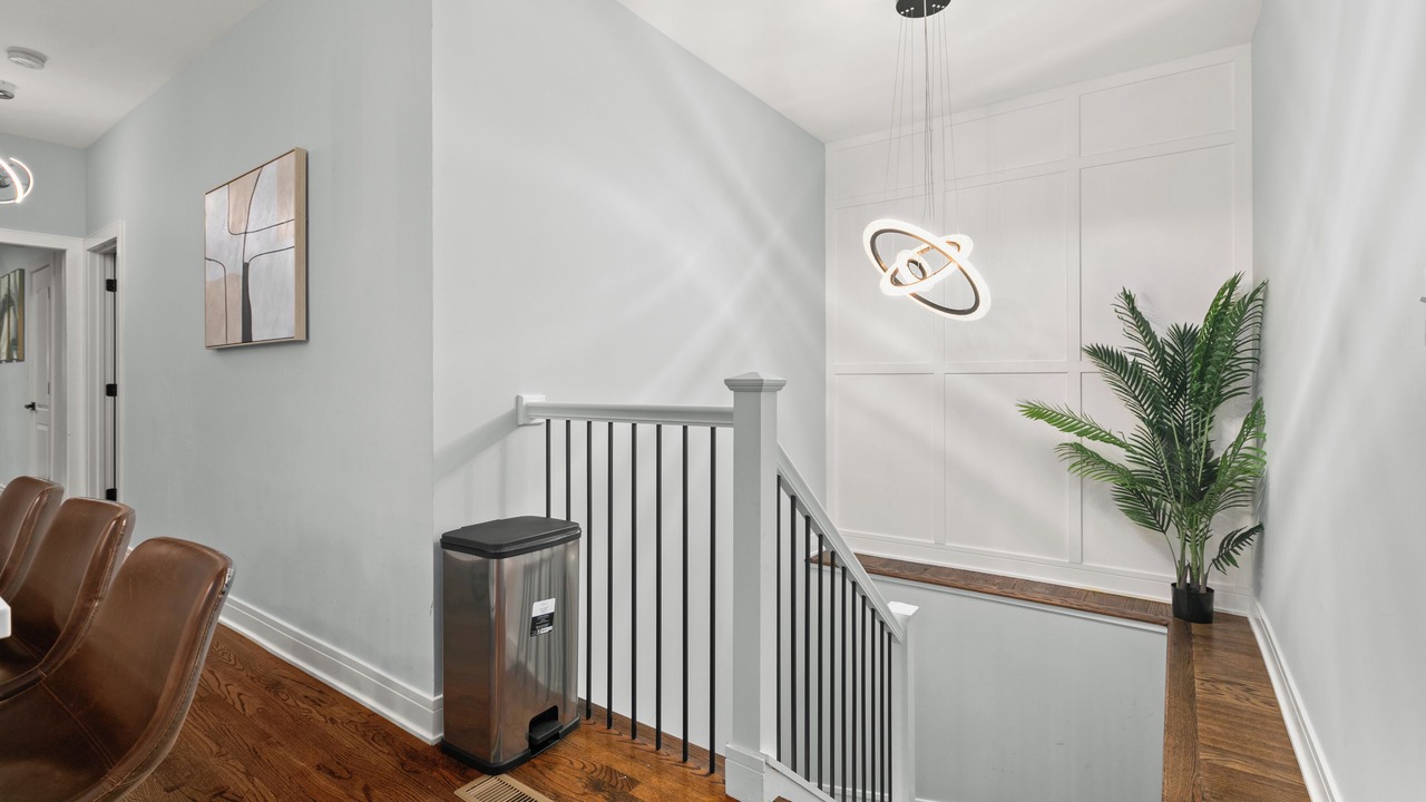 Photo of Others in Cragin