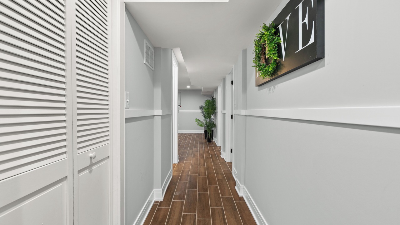 Photo of Others in Cragin