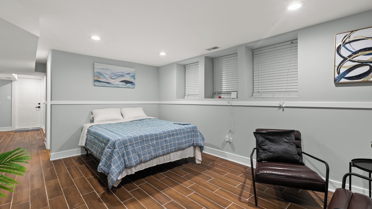 Photo of Bedroom in Cragin