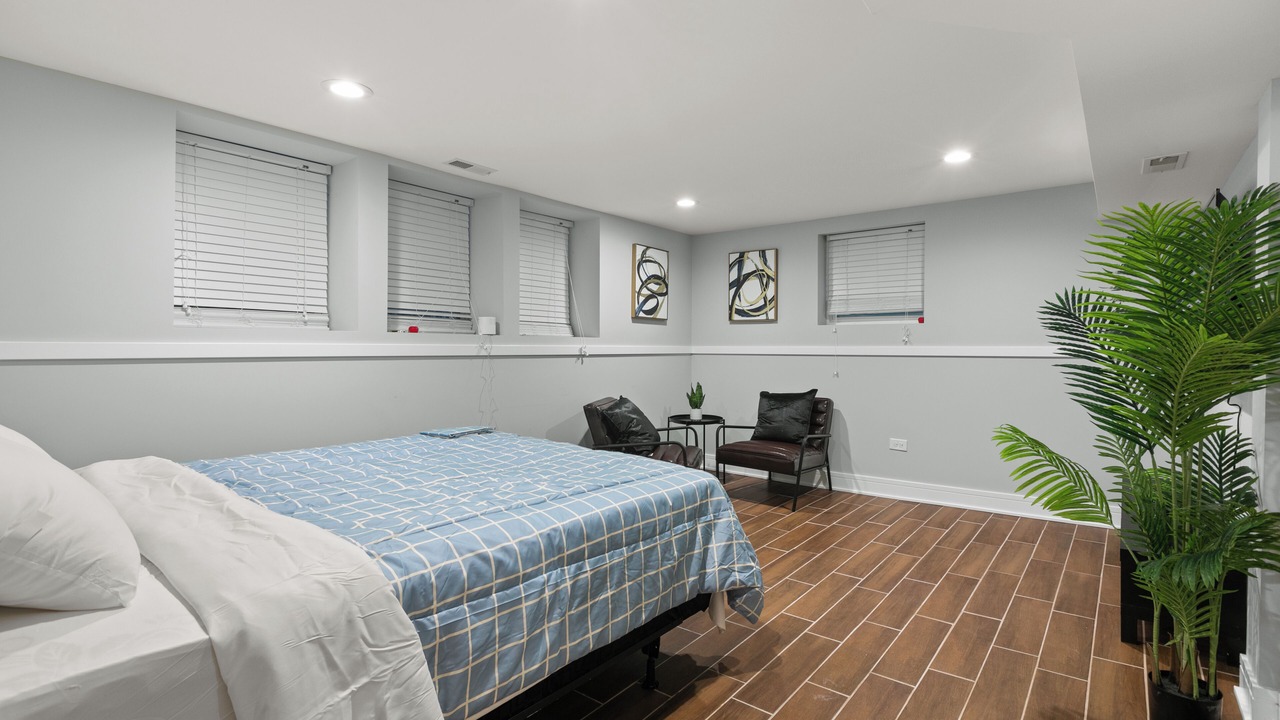 Photo of Bedroom in Cragin