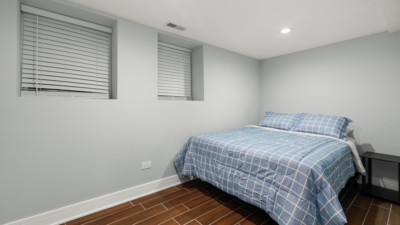 Photo of Bedroom in Cragin