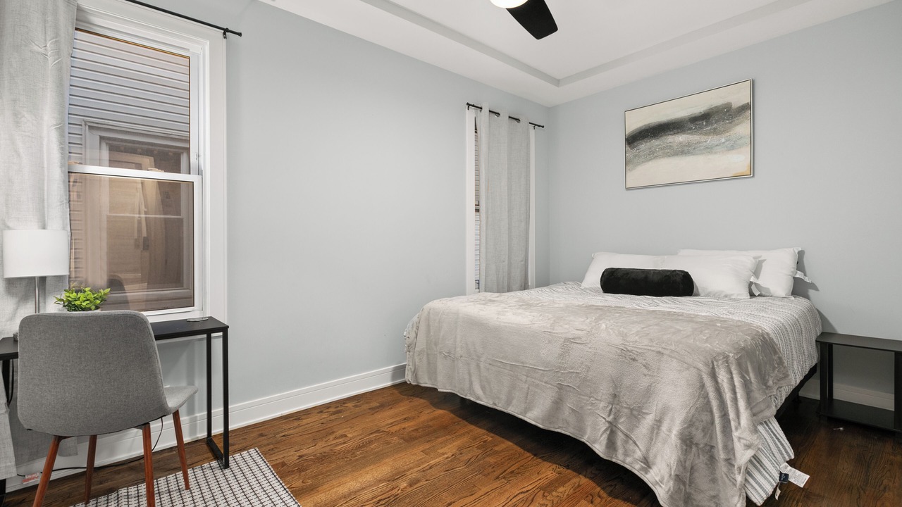 Photo of Bedroom in Cragin