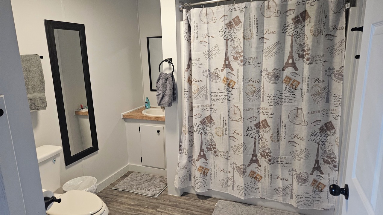 Photo of Bathroom in Ash Flat