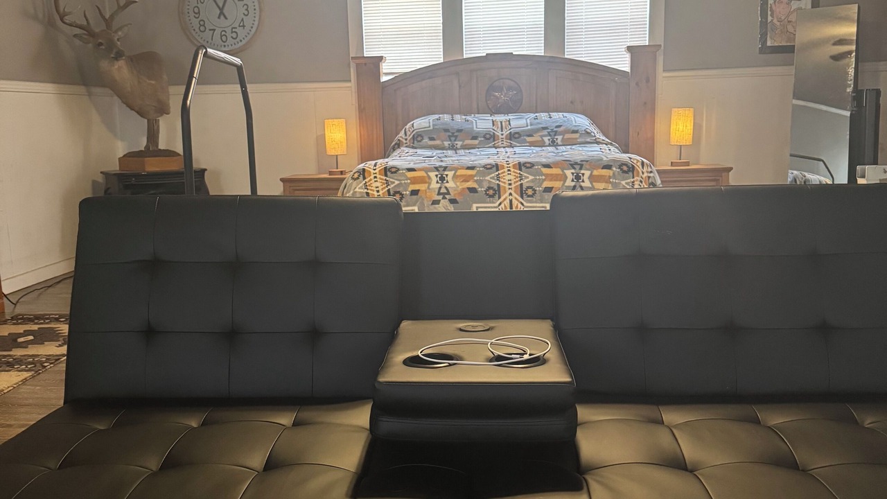 Photo of Bedroom in Eufaula
