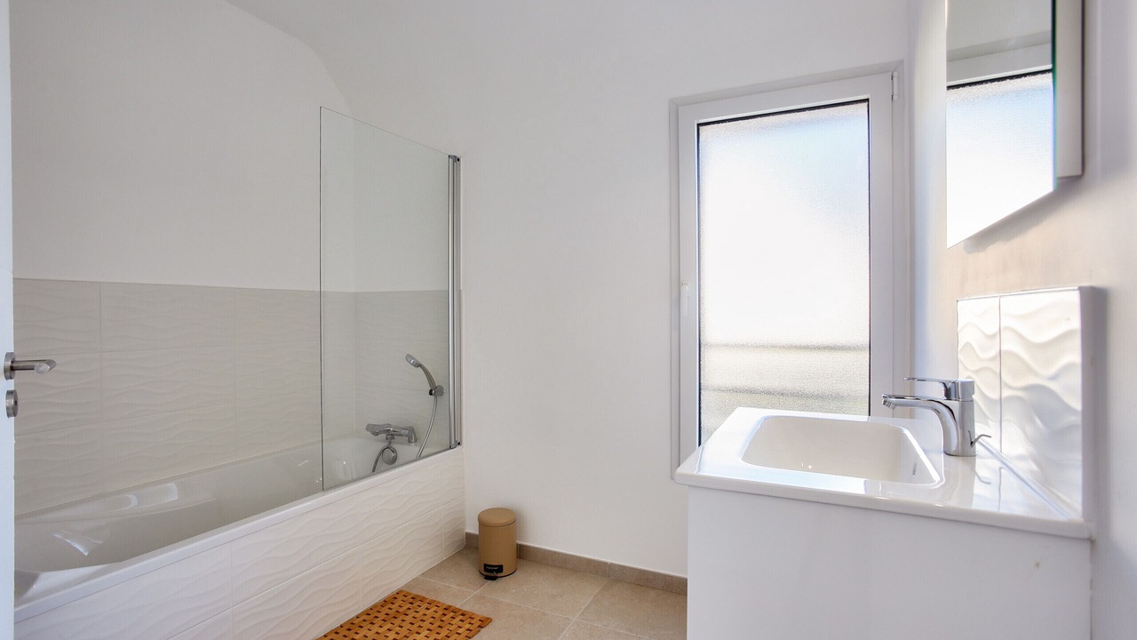 Photo of Bathroom in Saint-Briac-sur-Mer