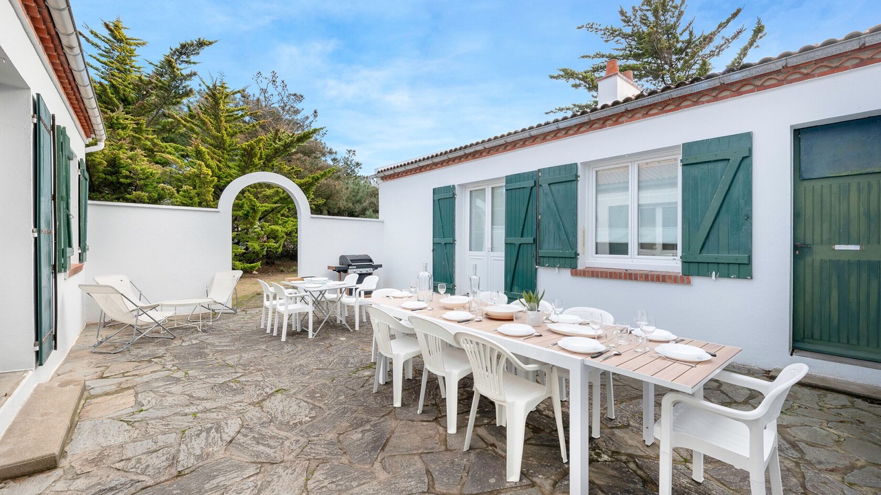 Photo of Outdoor in Saint-Michel-Chef-Chef