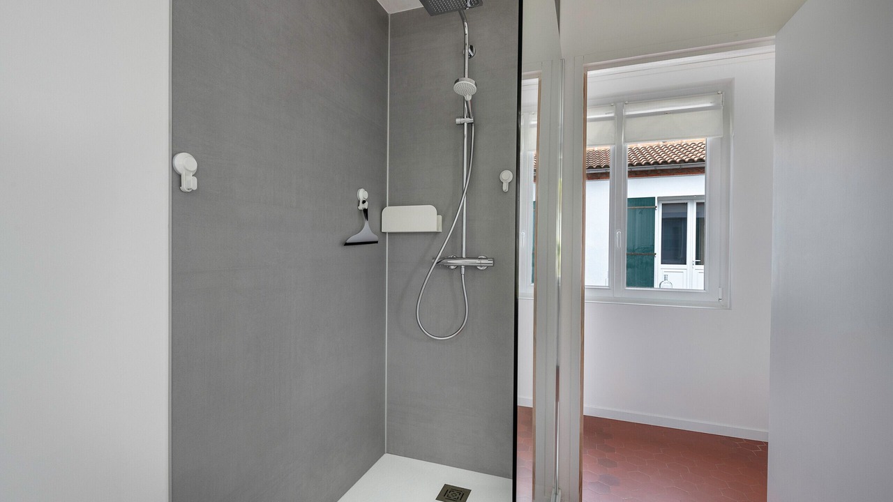 Photo of Bathroom in Saint-Michel-Chef-Chef
