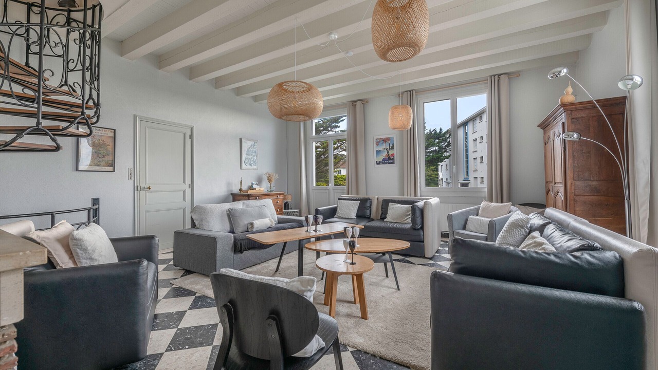 Photo of Livingroom in Saint-Michel-Chef-Chef