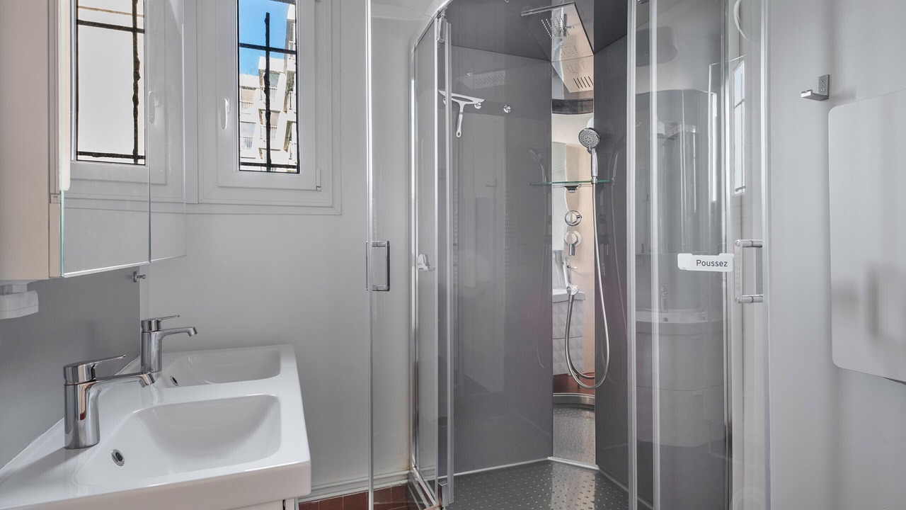 Photo of Bathroom in Saint-Michel-Chef-Chef
