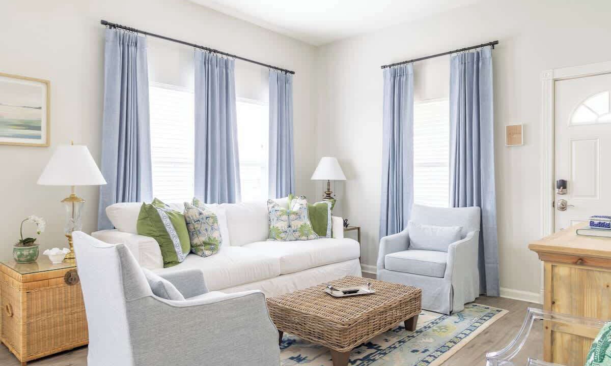 Photo of Livingroom in La Grange