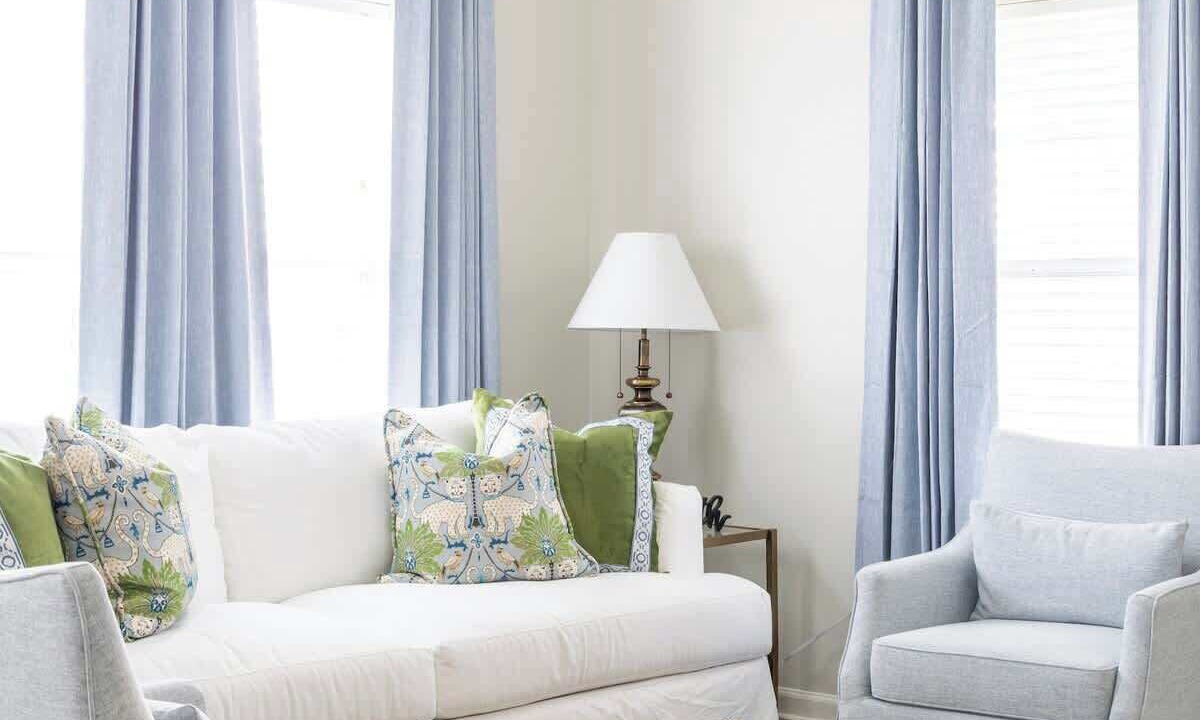Photo of Livingroom in La Grange