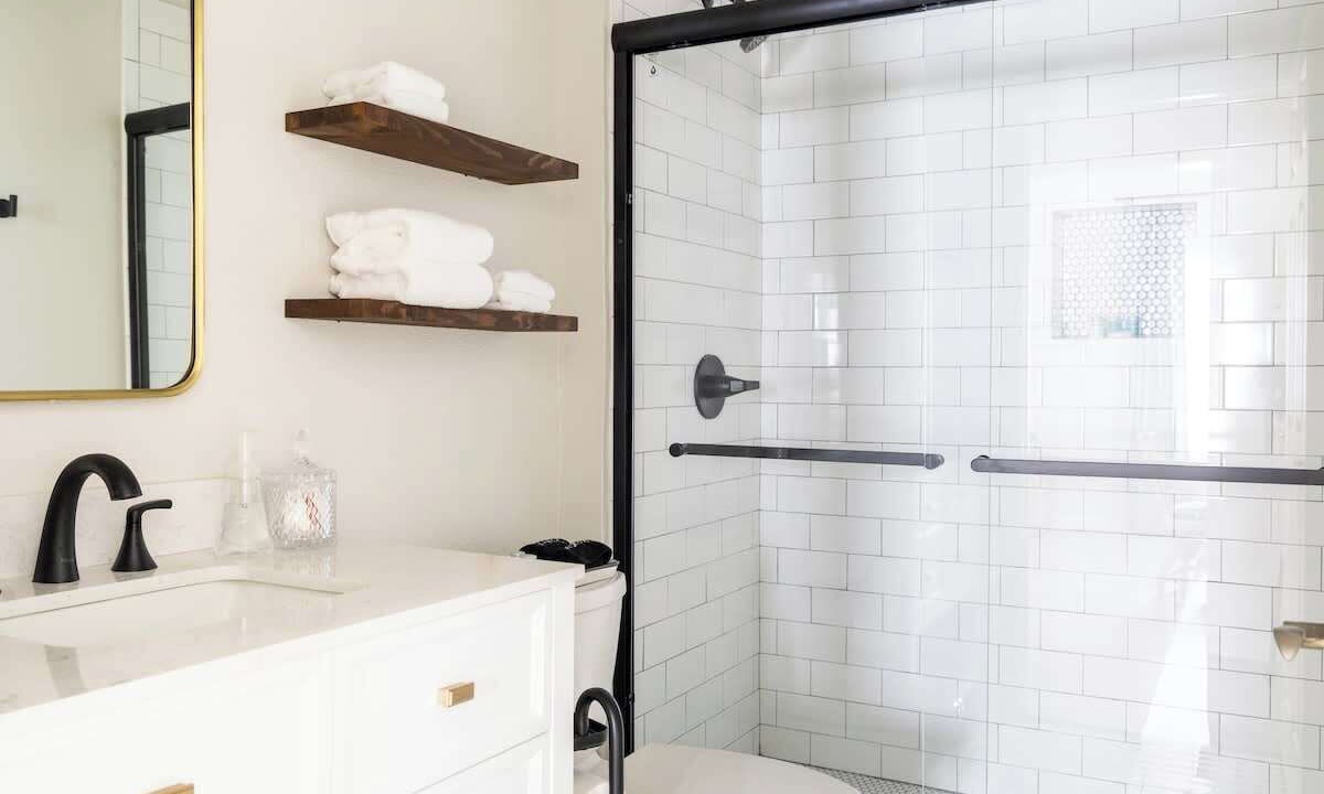 Photo of Bathroom in La Grange