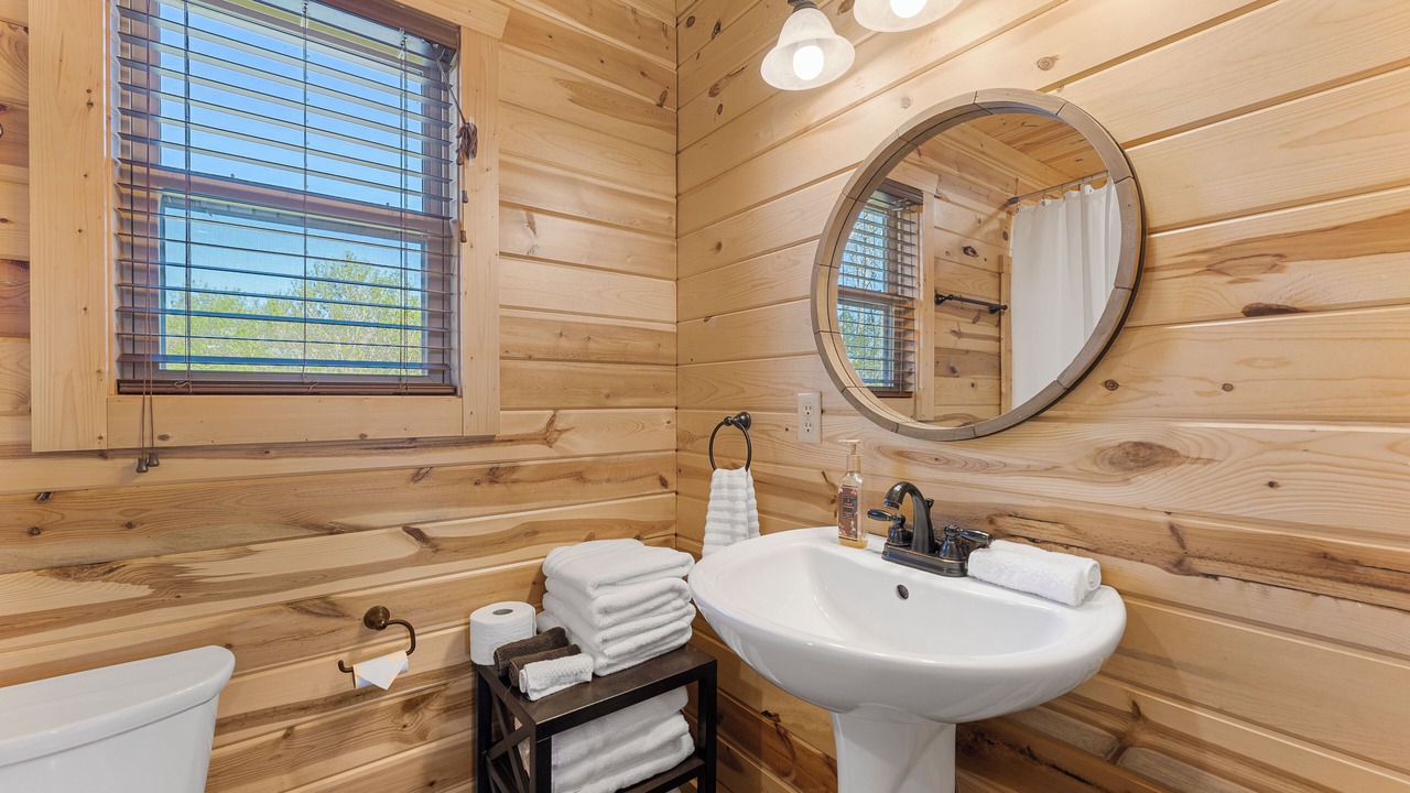 Photo of Bathroom in Jasper