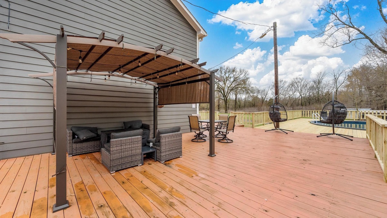 Photo of Outdoor in Elmo