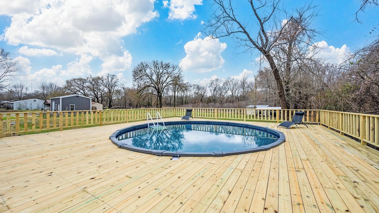 Photo of Outdoor in Elmo