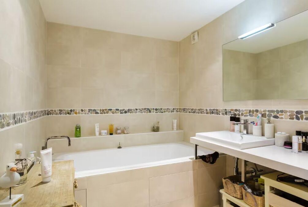 Photo of Bathroom in Passerelle
