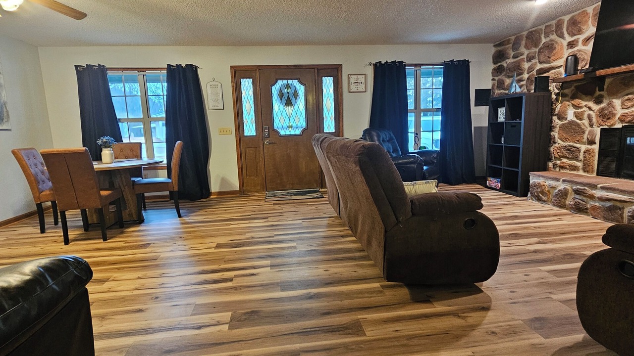 Photo of Bedroom in Springville