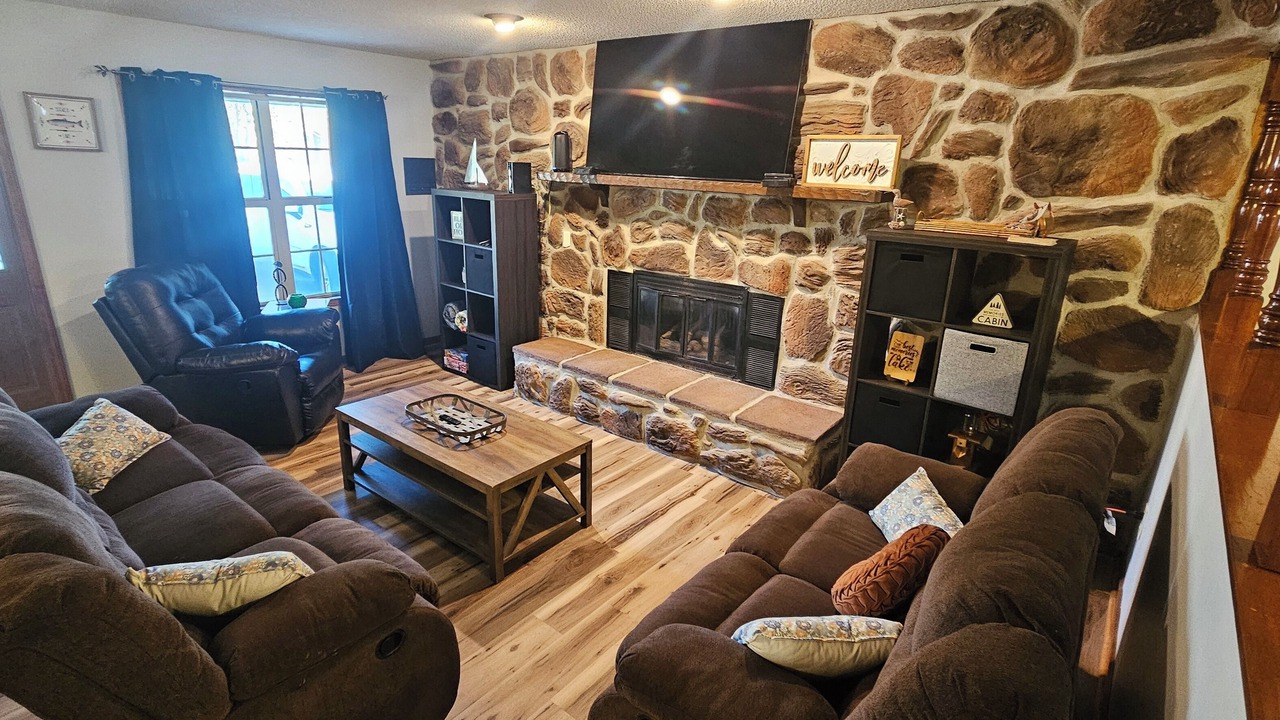 Photo of Bedroom in Springville