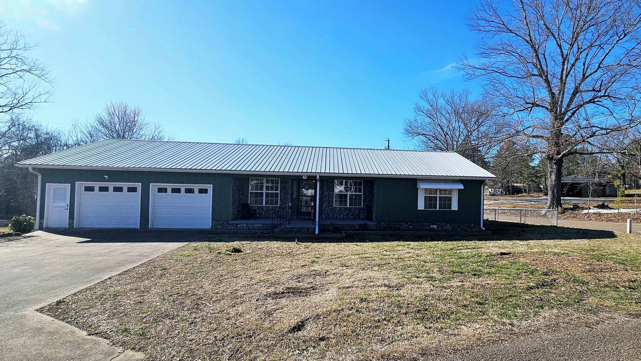 Photo of Outdoor in Springville