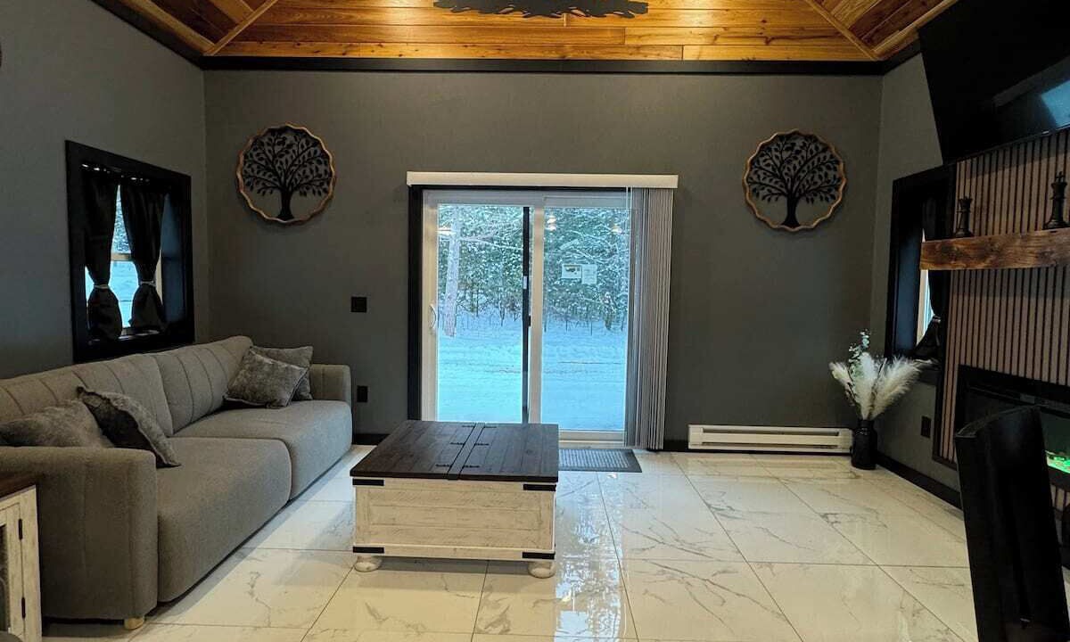 Photo of Livingroom in Le Roy