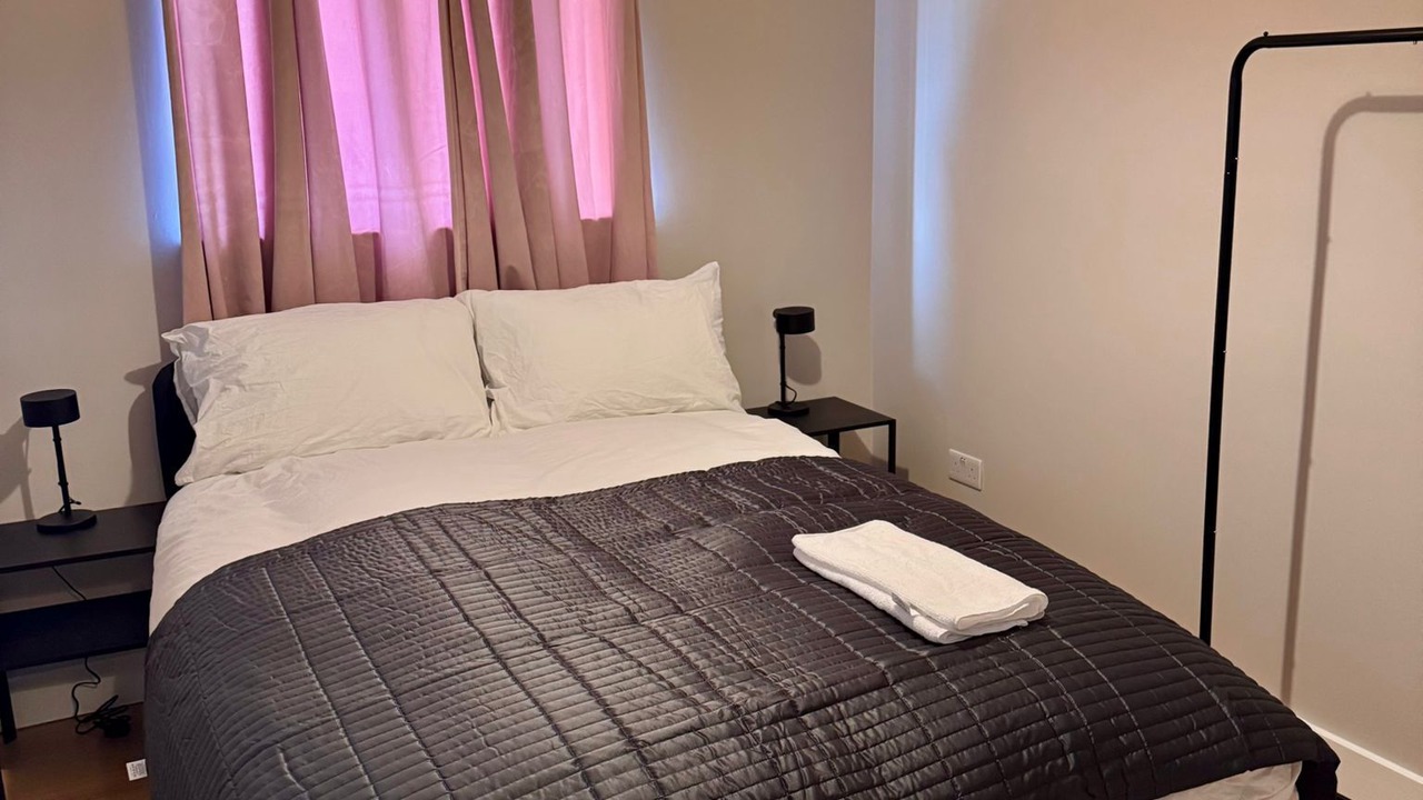 Photo of Bedroom in Enfield Lock