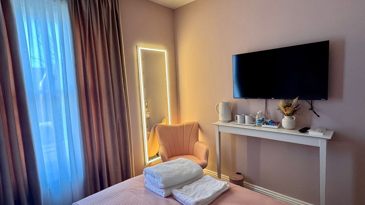 Photo of Bedroom in Enfield Lock