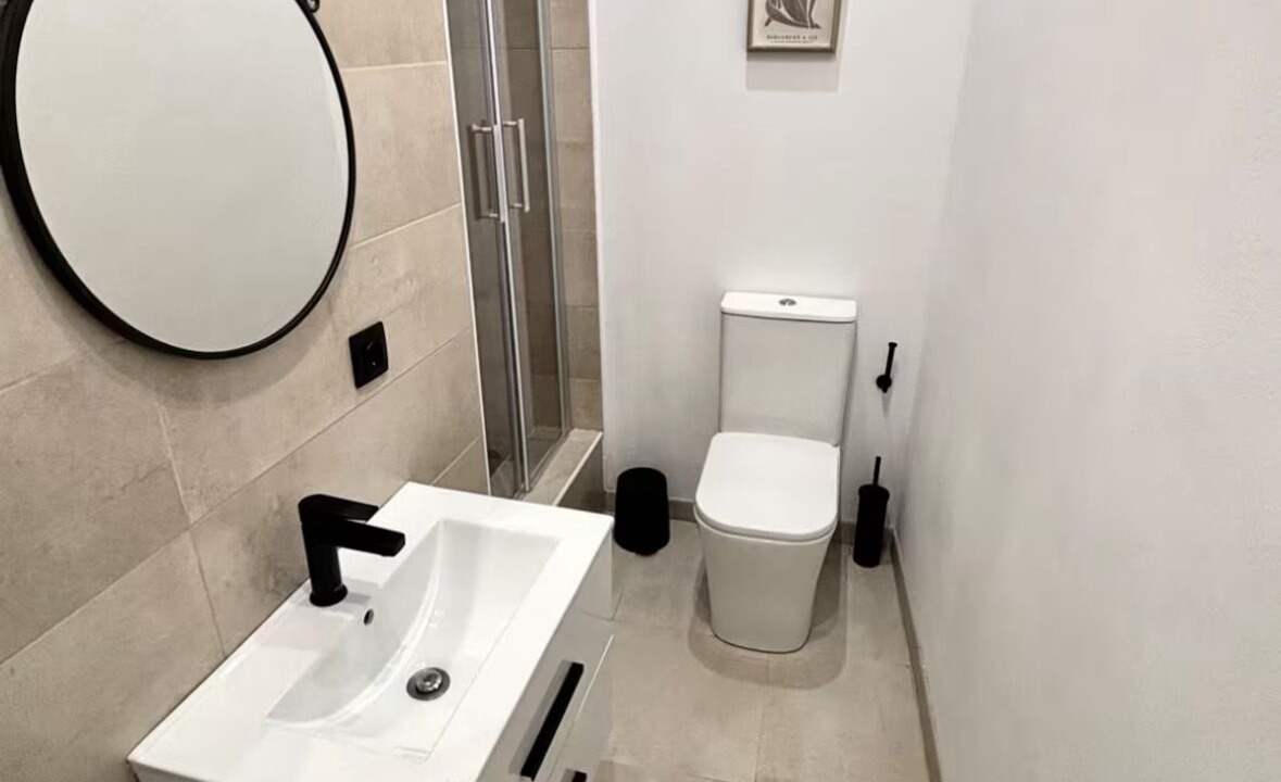 Photo of Bathroom in El Raval